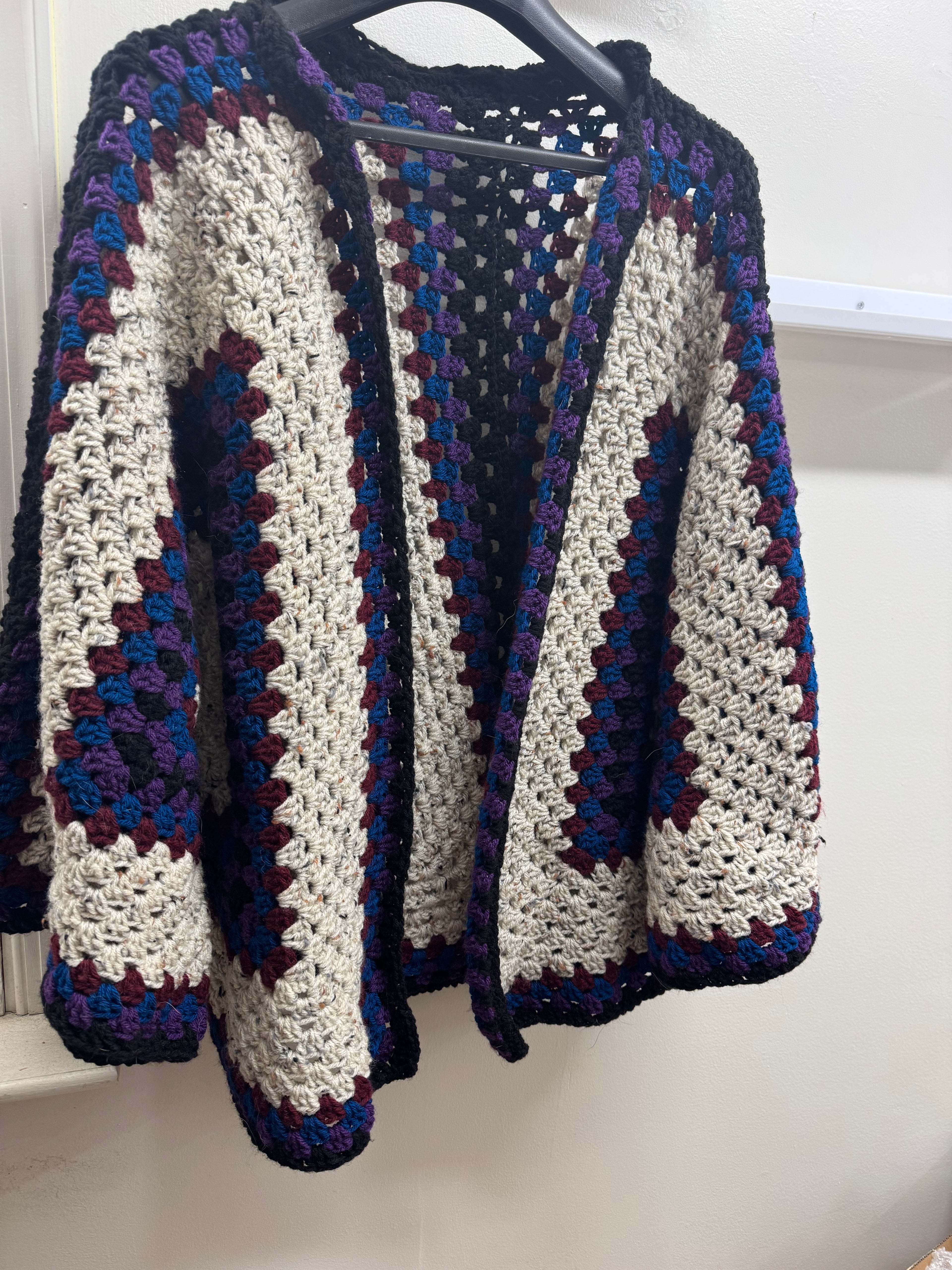 Hexocardigan